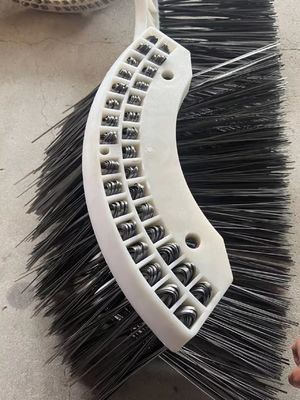 31 Holes 35 Holes Gutter Brooms For Elgin Pelican Vehicle Pelican Machine Brush